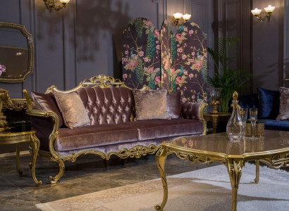 Dreisitzer-Sofa in brauner Farbe im klassischen Stil für das Wohnzimmer